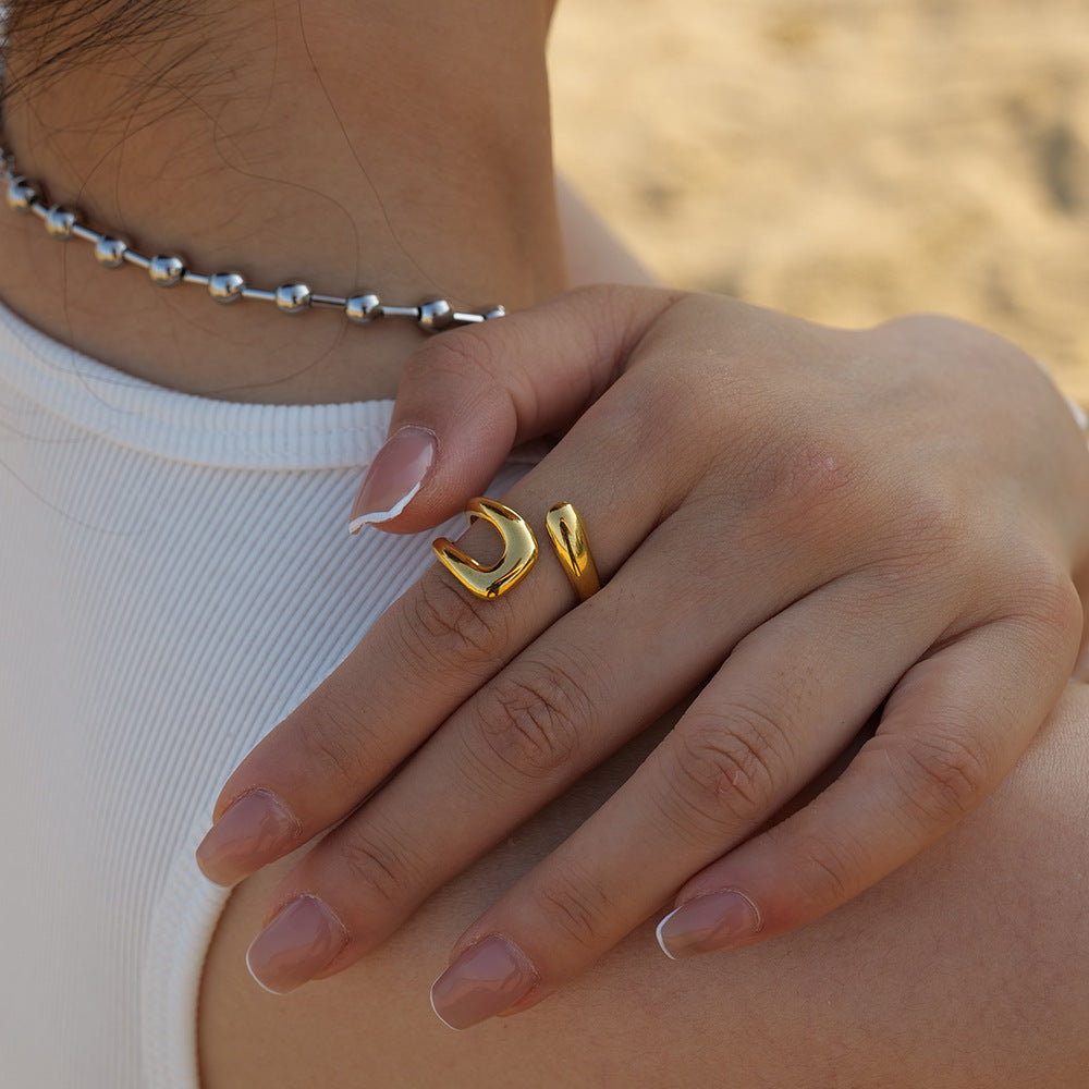 Hollow Ring