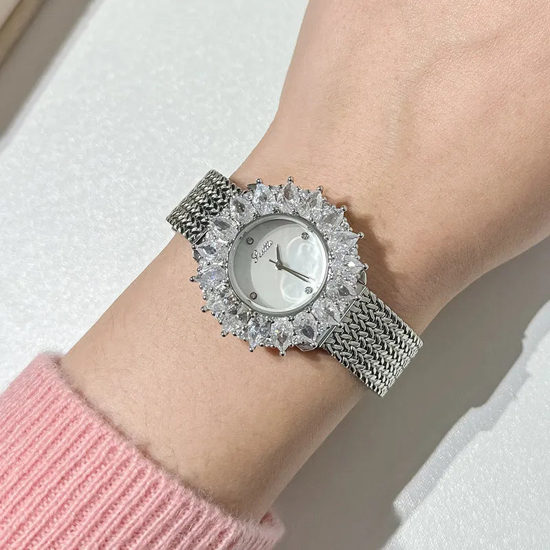 Victoria Watch