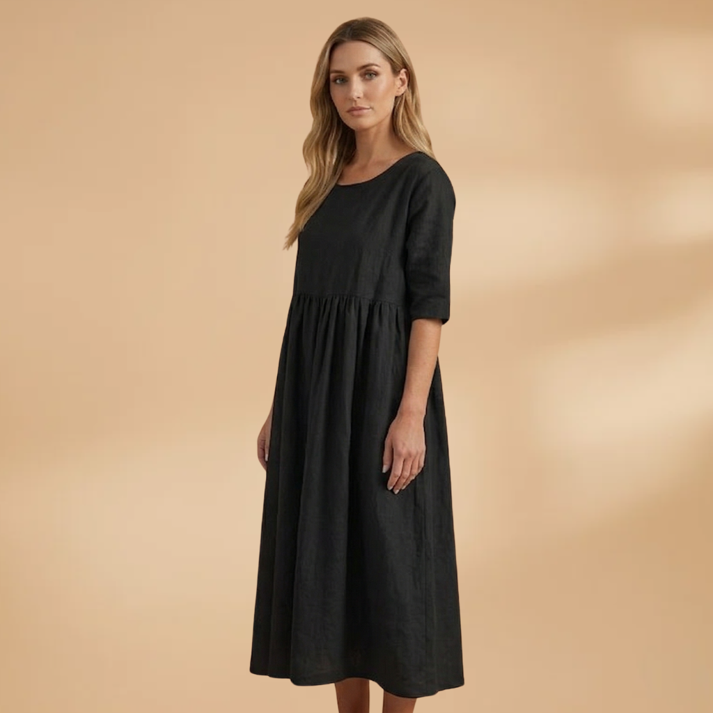 Women's Dress with Short Sleeves and Round Neckline