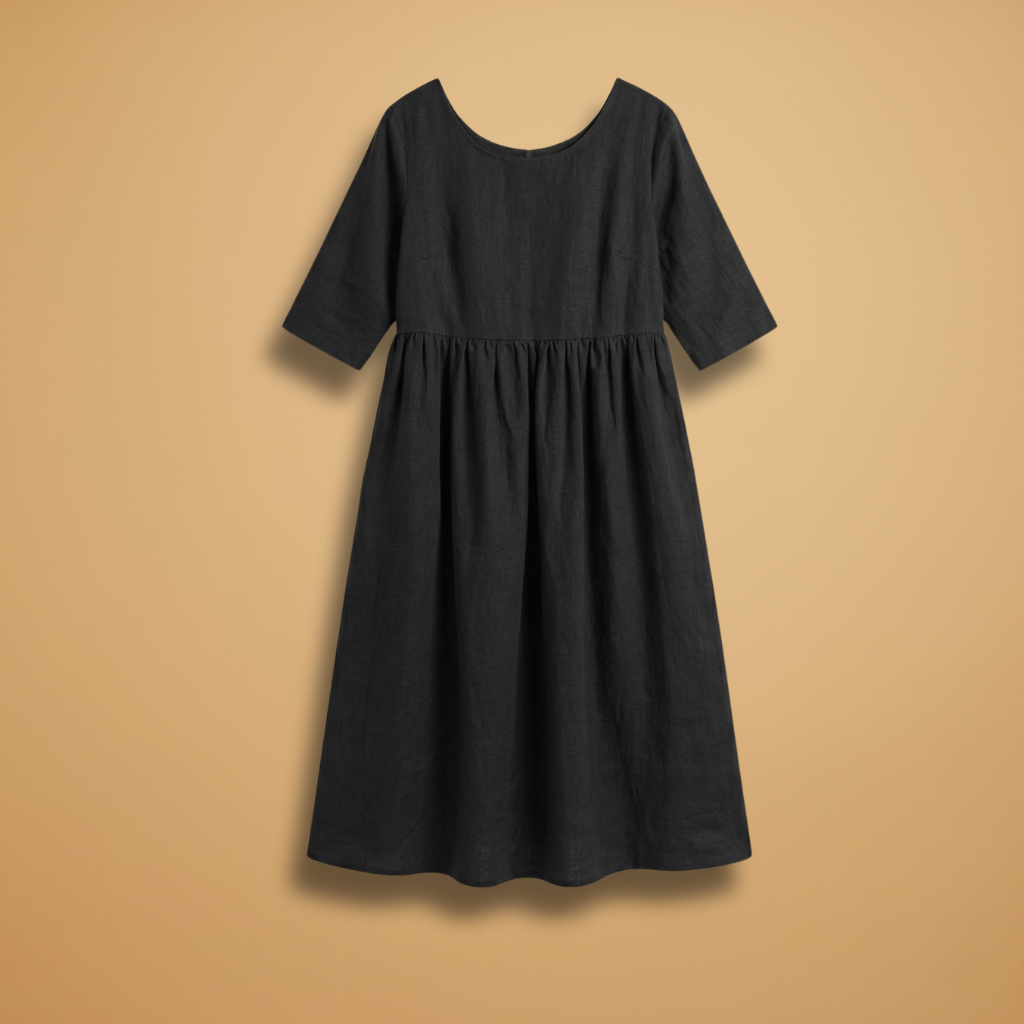 Women's Dress with Short Sleeves and Round Neckline