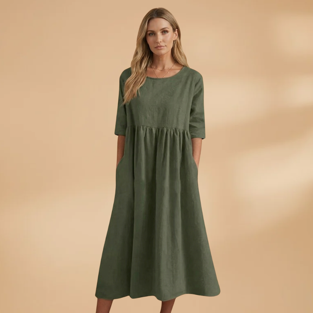 Women's Dress with Short Sleeves and Round Neckline