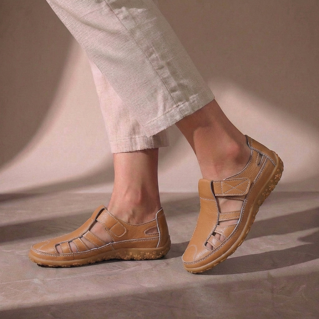 Women’s Orthopedic Closed-Toe Sandals with Adjustable Straps