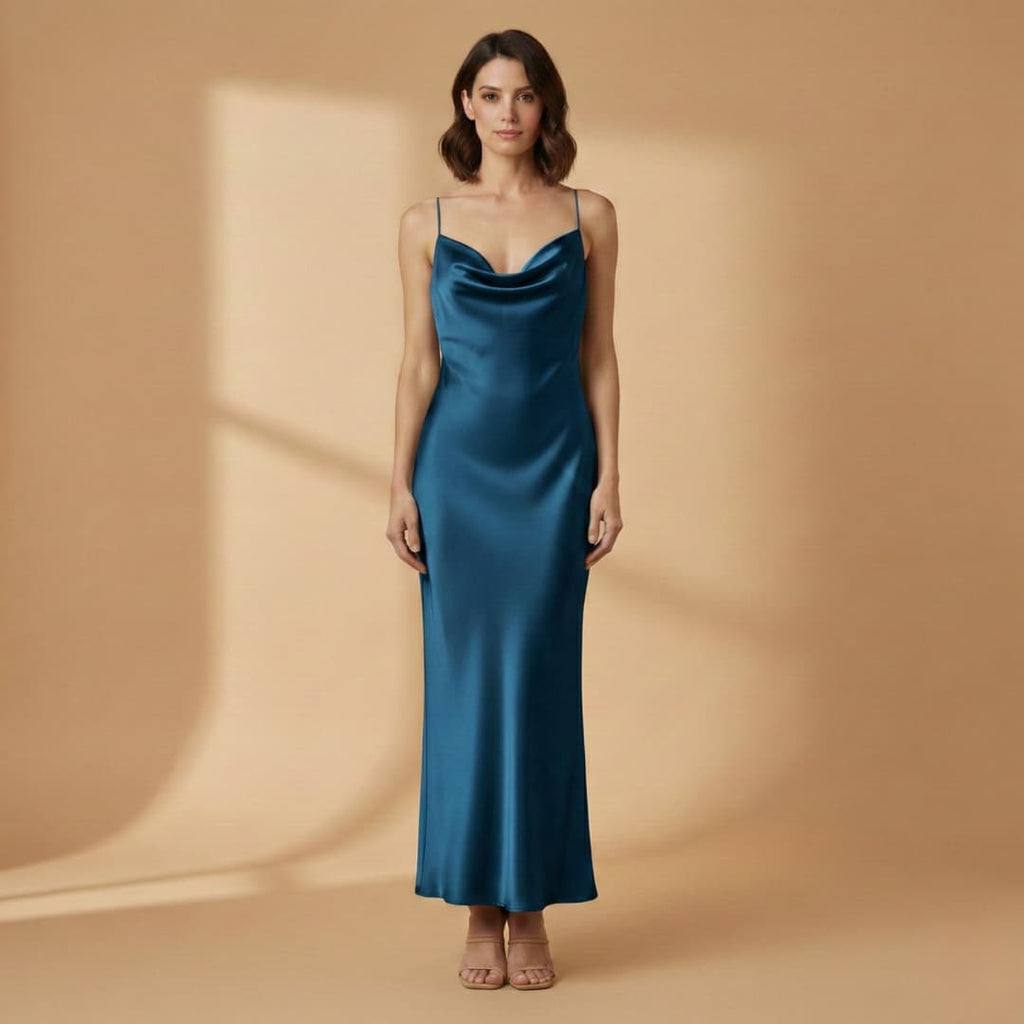 Elegant Satin Dress for Women with Adjustable Straps and a Figure-Hugging Fit