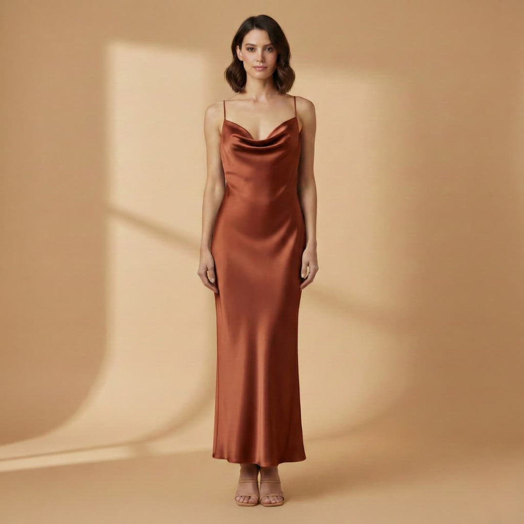 Elegant Satin Dress for Women with Adjustable Straps and a Figure-Hugging Fit