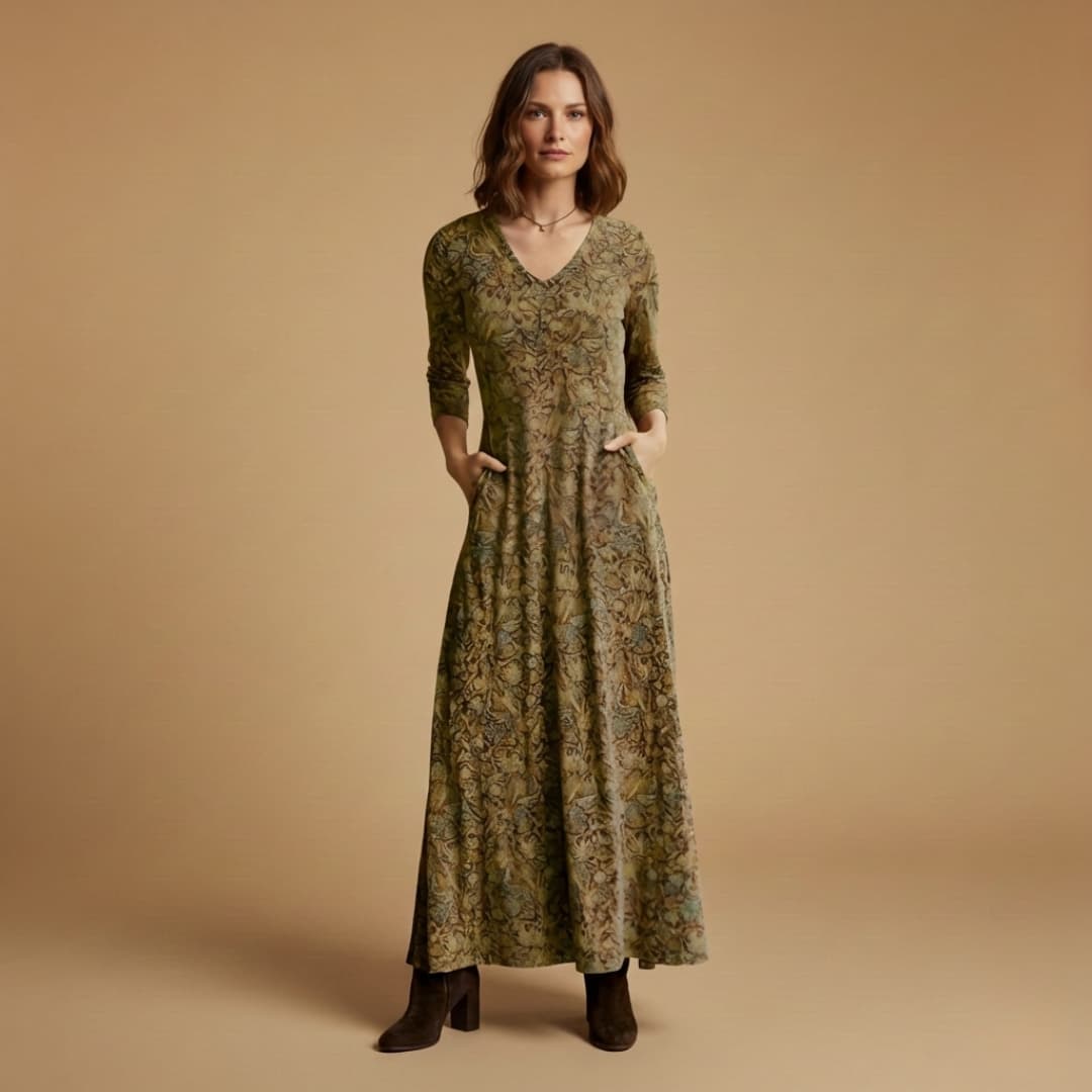 Women’s Long Dress with Retro Pattern and High-Waisted Design