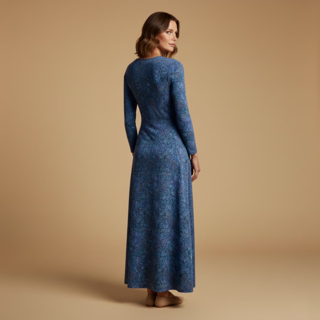 Women’s Long Dress with Retro Pattern and High-Waisted Design