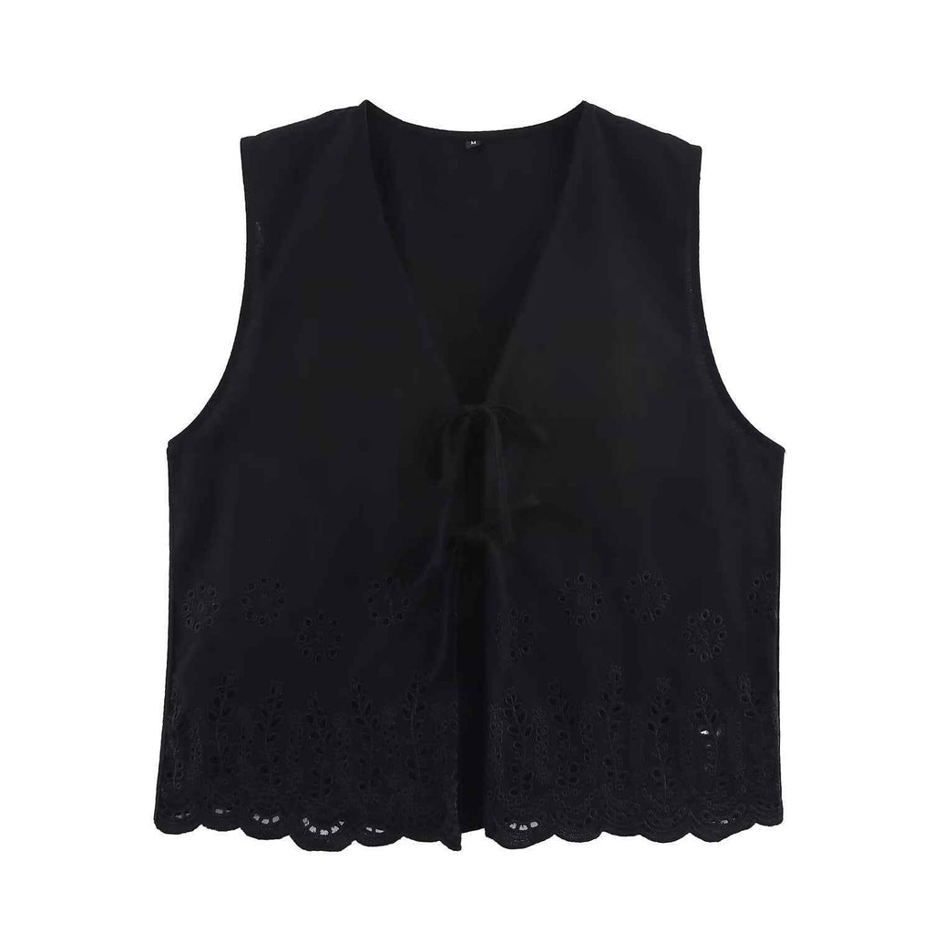 Eliza | Broderie Anglaise Tie-Front Top