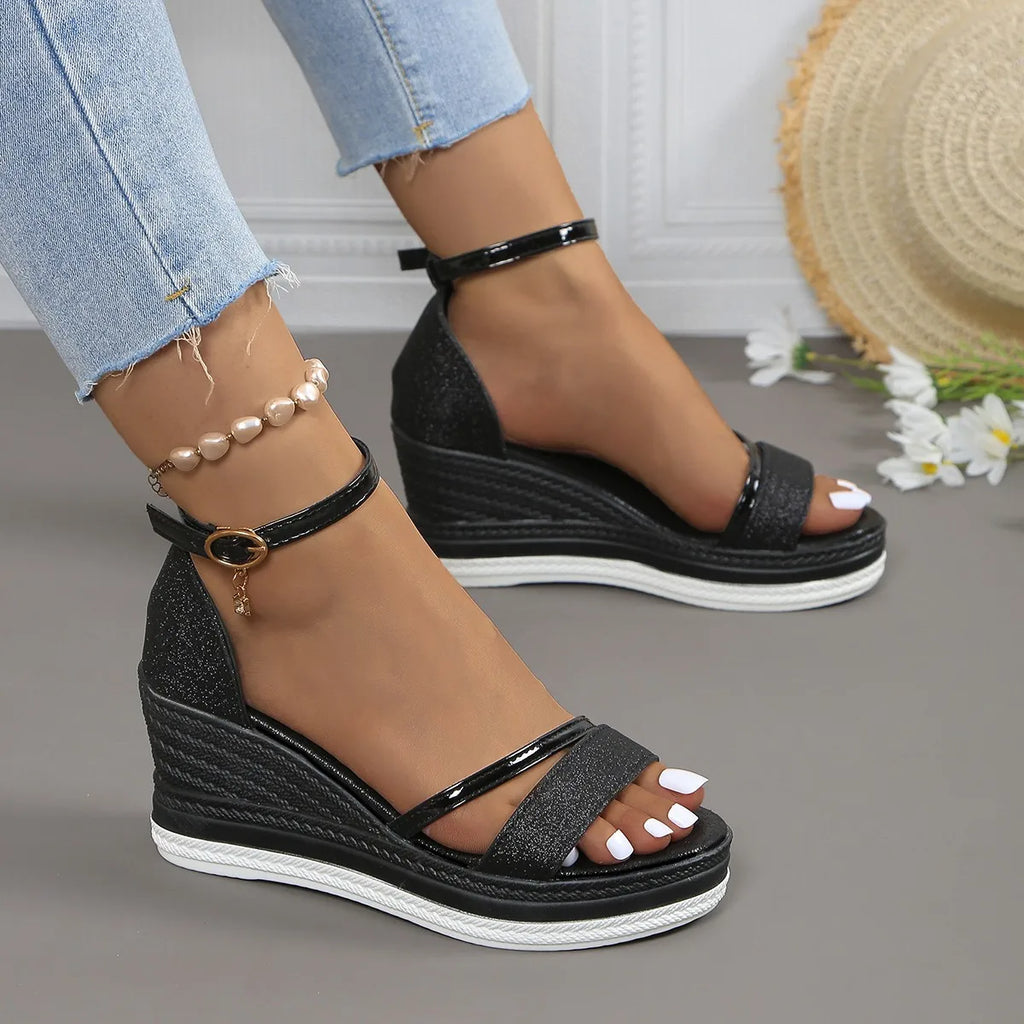 Women's Cushioned Sandals with Adjustable Straps and Arch Support