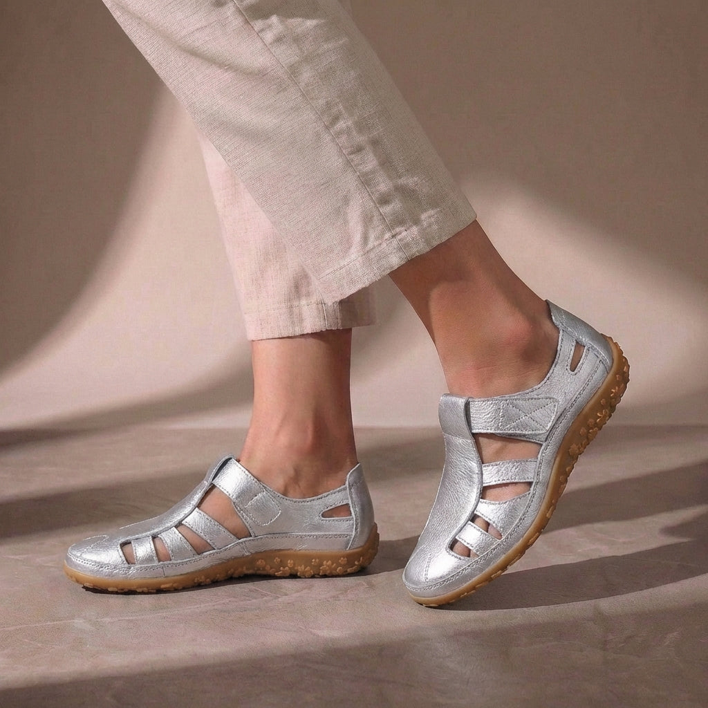 Women’s Orthopedic Closed-Toe Sandals with Adjustable Straps