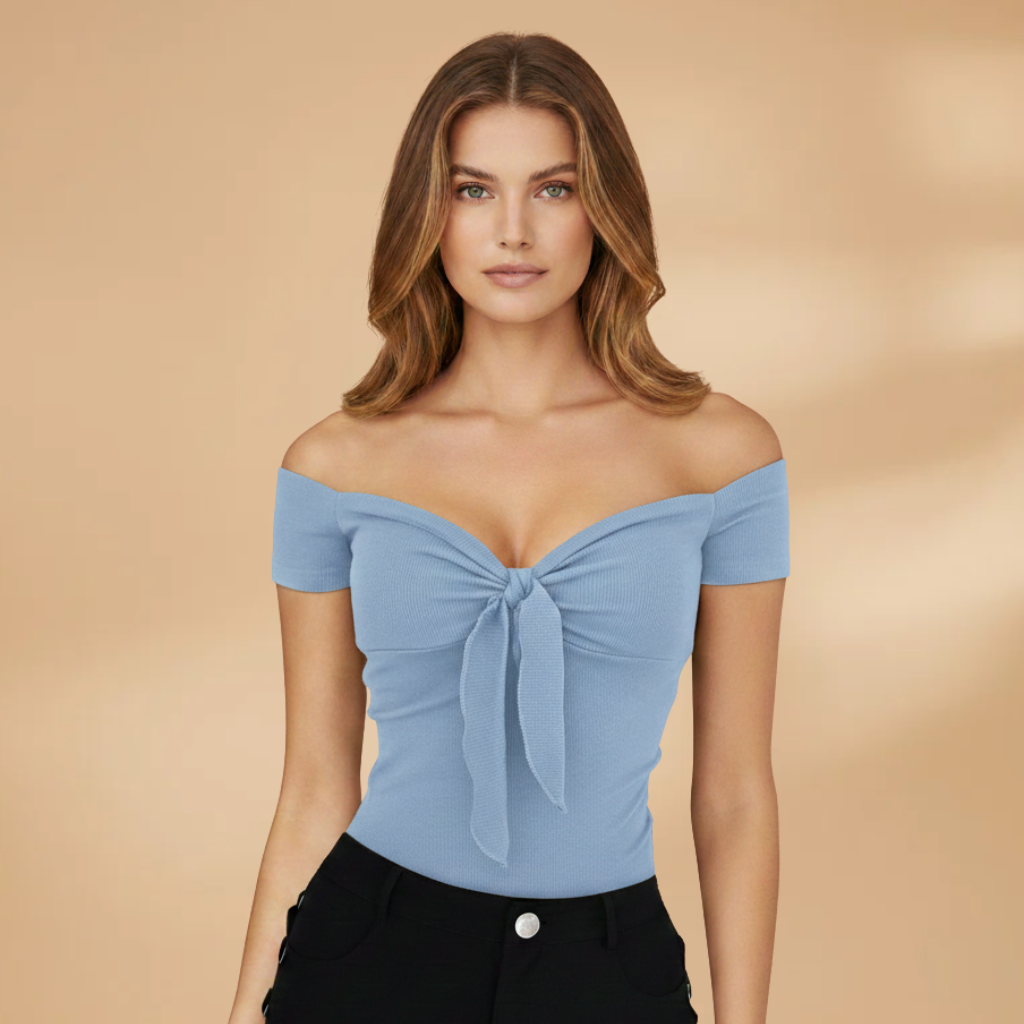 Women Slim-Fit T-Shirt with Crew Neck and Short Sleeves