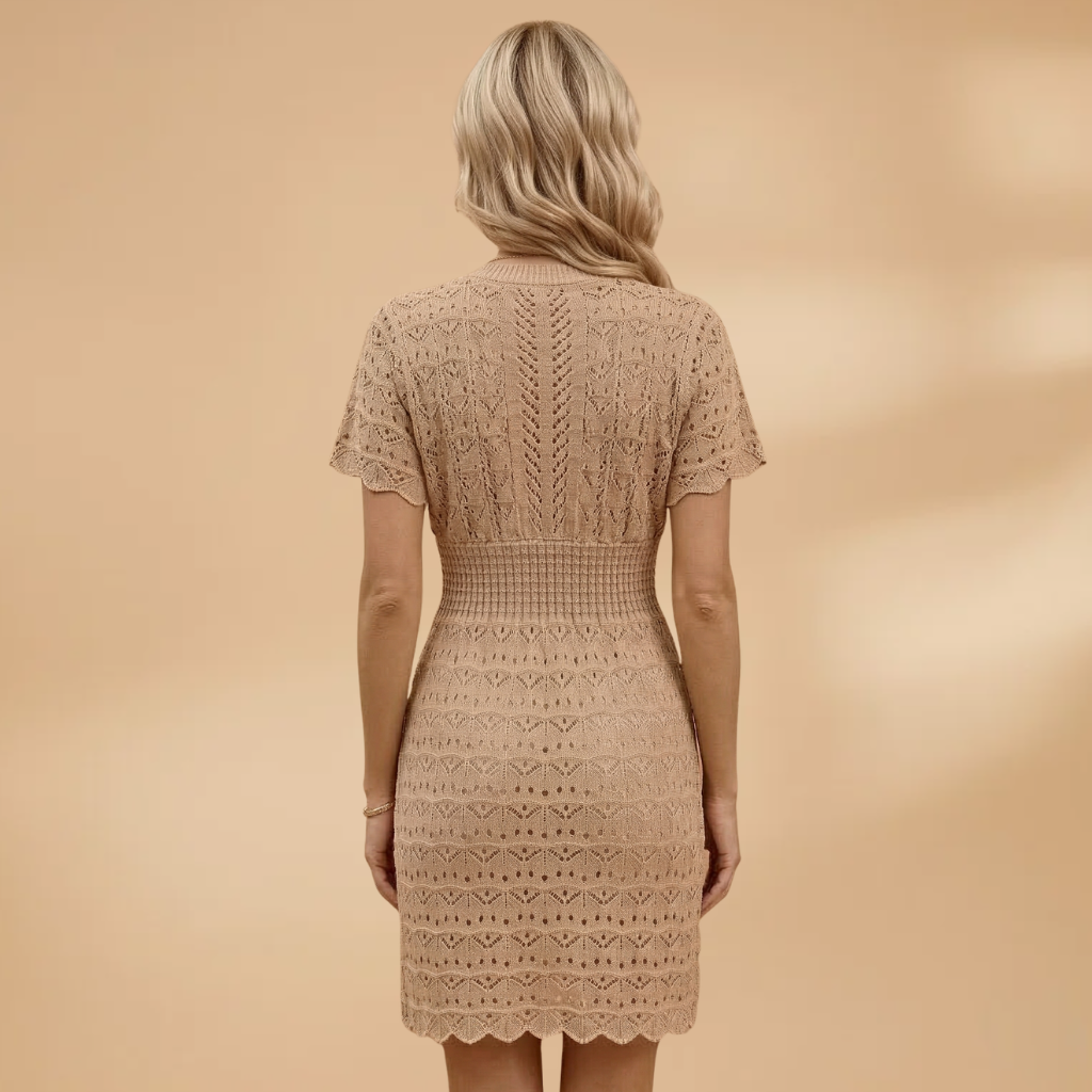 Women's Beach Dress with Short Sleeves and Textured Surface