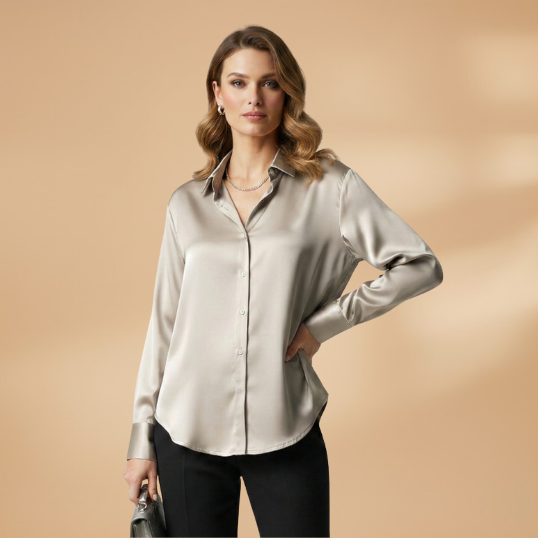 Women’s Blouse with Button Fastening and Long Sleeves