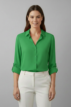 Women’s Blouse with Collar and Button Fastening