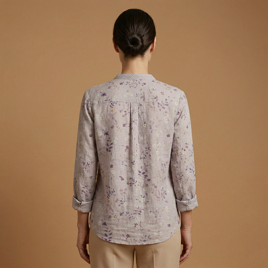Women's Blouse with Structured Fit and Button Closure