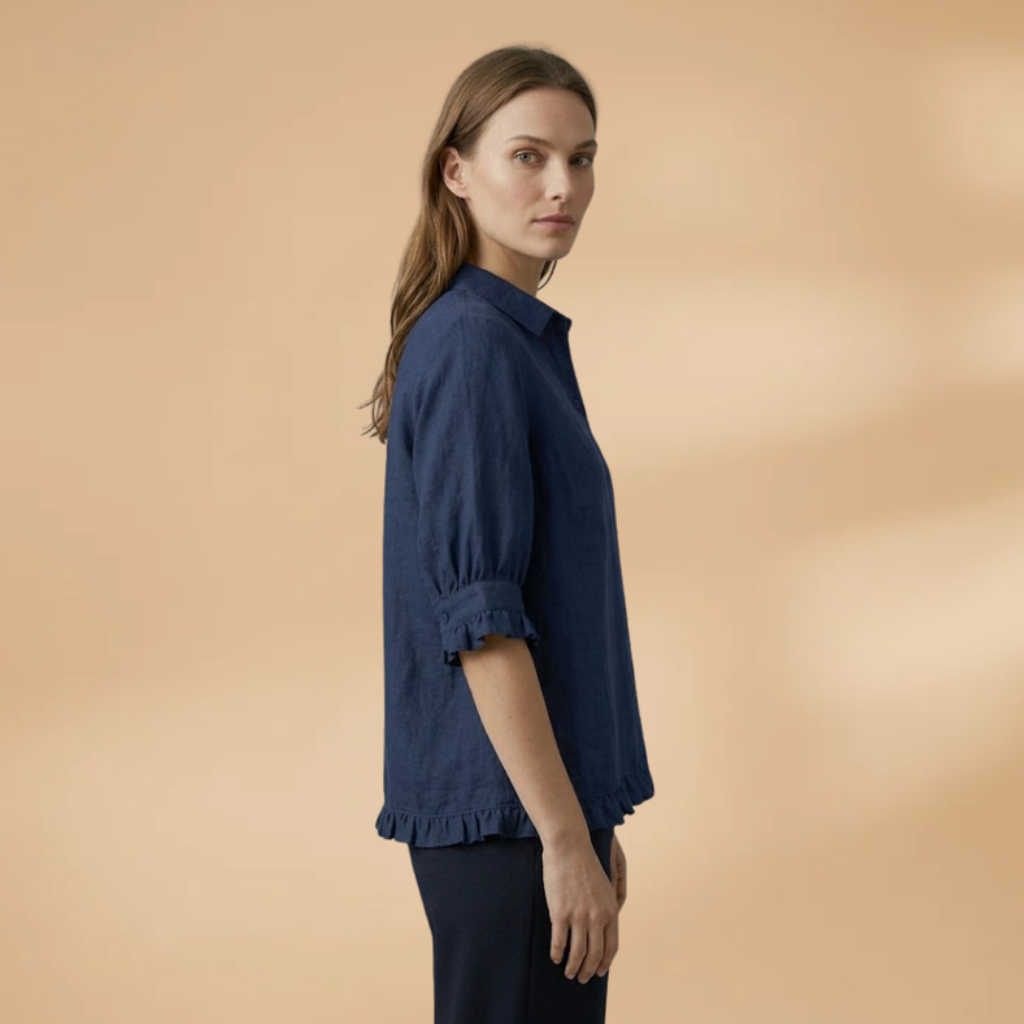 Women's Blouse with button fastening and standard sleeves