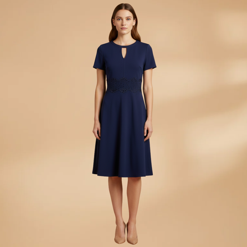 Women's Dress with Contrasting Lace and Accentuated Waist