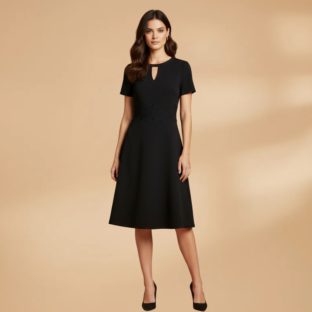 Women's Dress with Contrasting Lace and Accentuated Waist