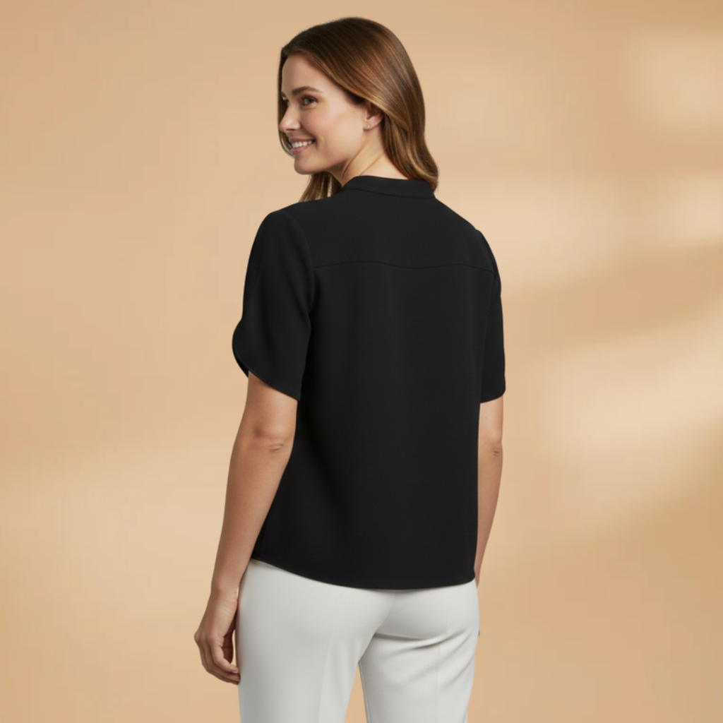Women's Lightweight Blouse with Soft Fabric and Elegant Fit