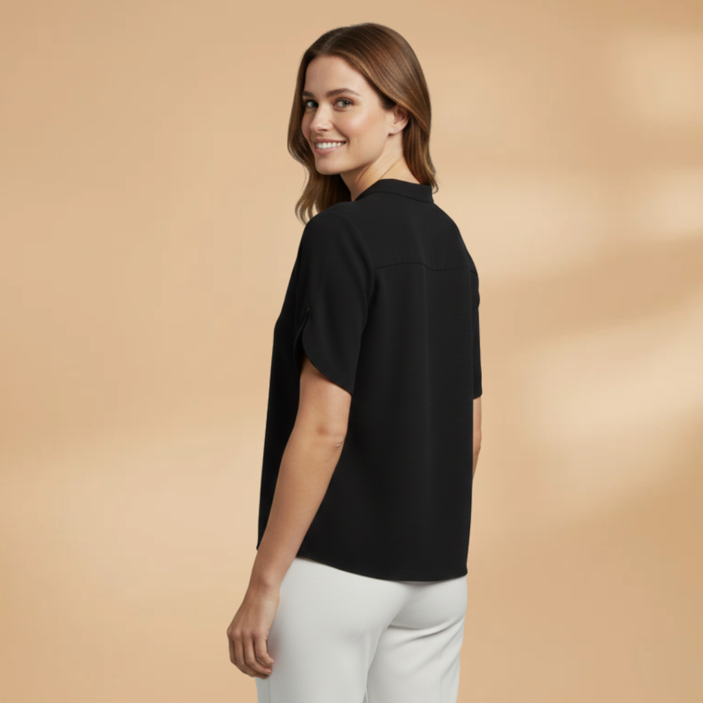 Women's Lightweight Blouse with Soft Fabric and Elegant Fit