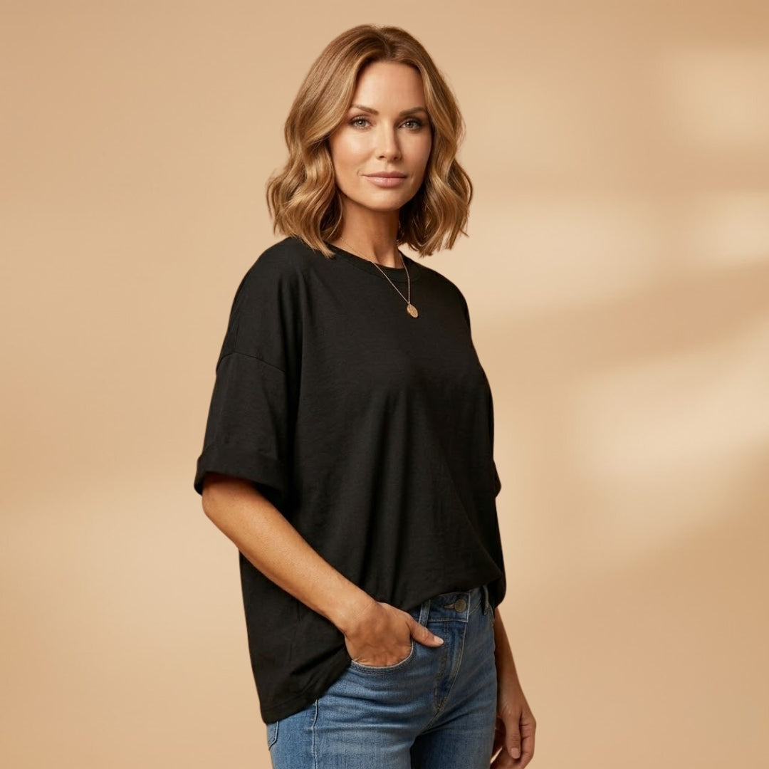 Women’s Oversized T-Shirt with Round Neck and Cuffed Sleeves