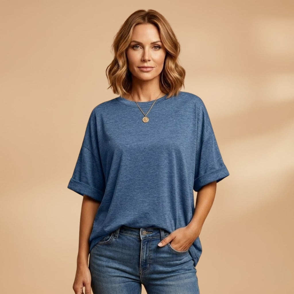 Women’s Oversized T-Shirt with Round Neck and Cuffed Sleeves