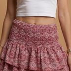 Women’s Skirt with Waistband and Flowing Design