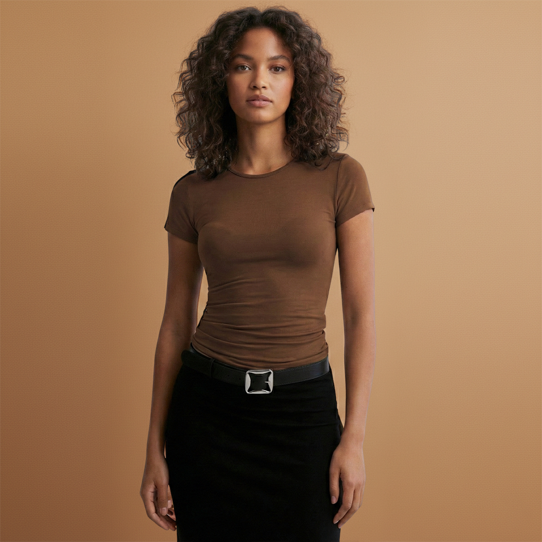 Women’s Slim Fit T-Shirt with Round Neck and Short Sleeves