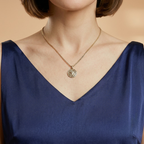 Women's Tank Top with Sleeveless Cut and Round Neckline