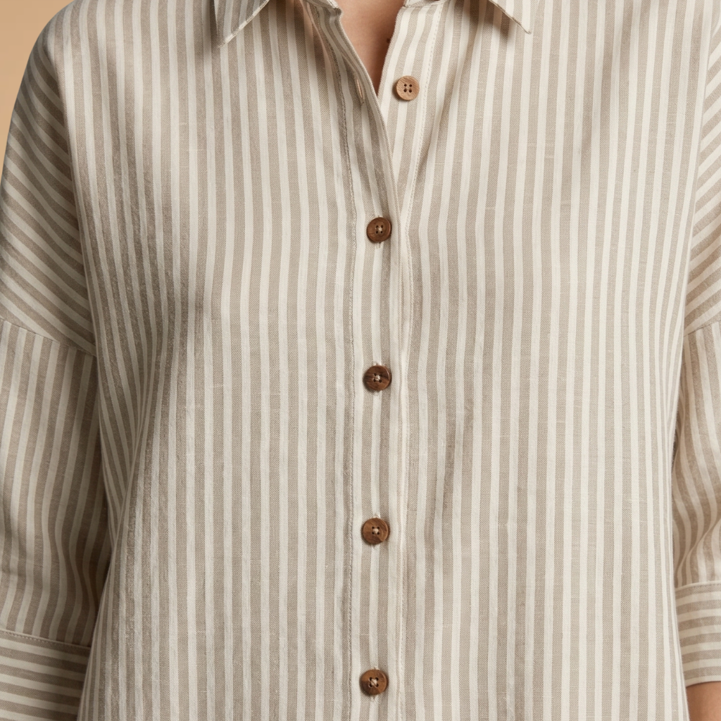 Women's Dress with striped surface and short sleeves