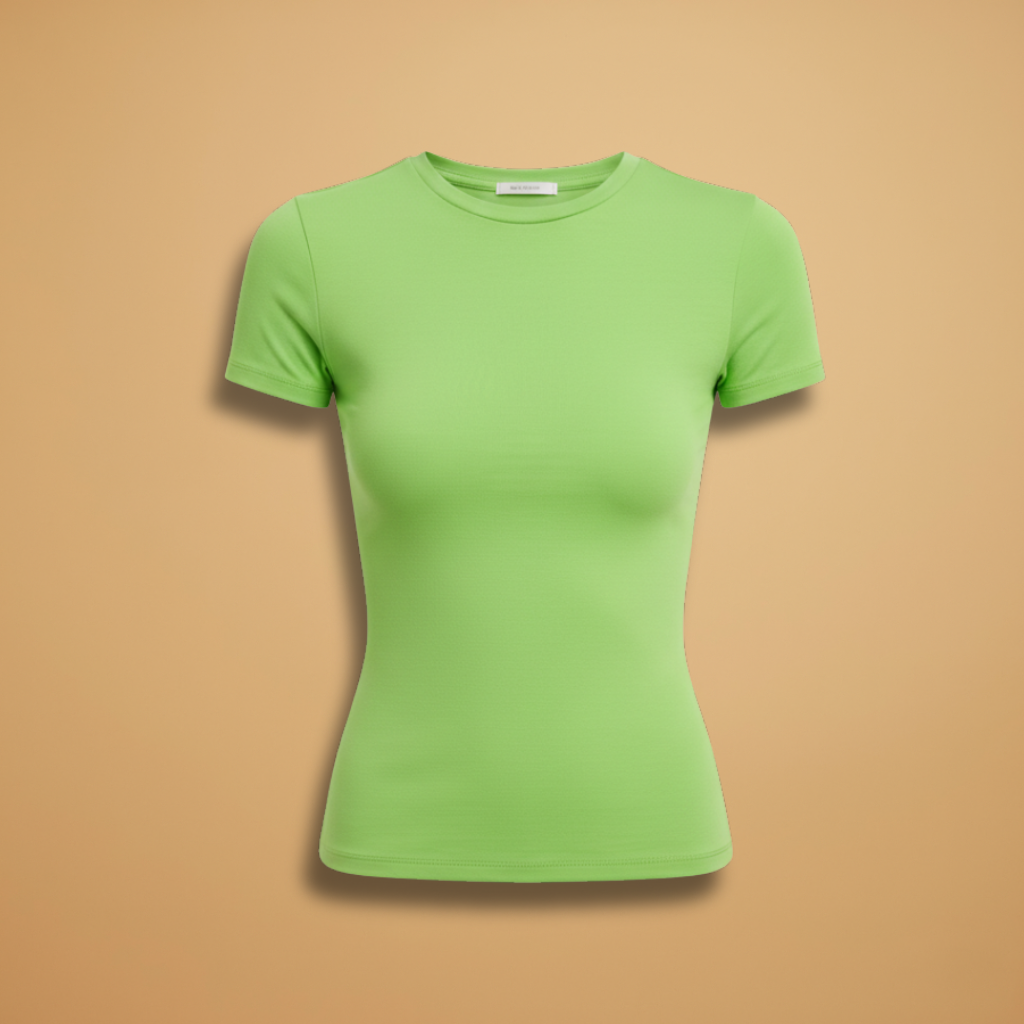Women's Fitted T-Shirt with Round Neckline for Everyday Wear