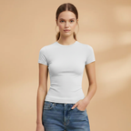 Women's Fitted T-Shirt with Round Neckline for Everyday Wear