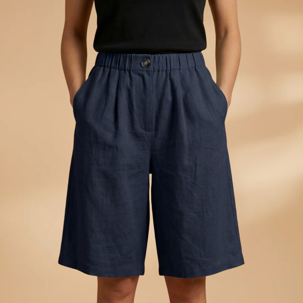 Women's Shorts with Elasticated Waistband and Tapered Legs