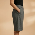Women's Shorts with Elasticated Waistband and Tapered Legs