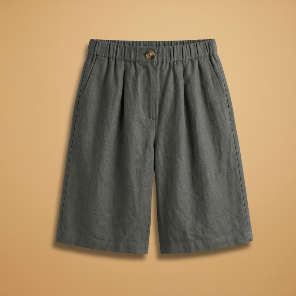 Women's Shorts with Elasticated Waistband and Tapered Legs