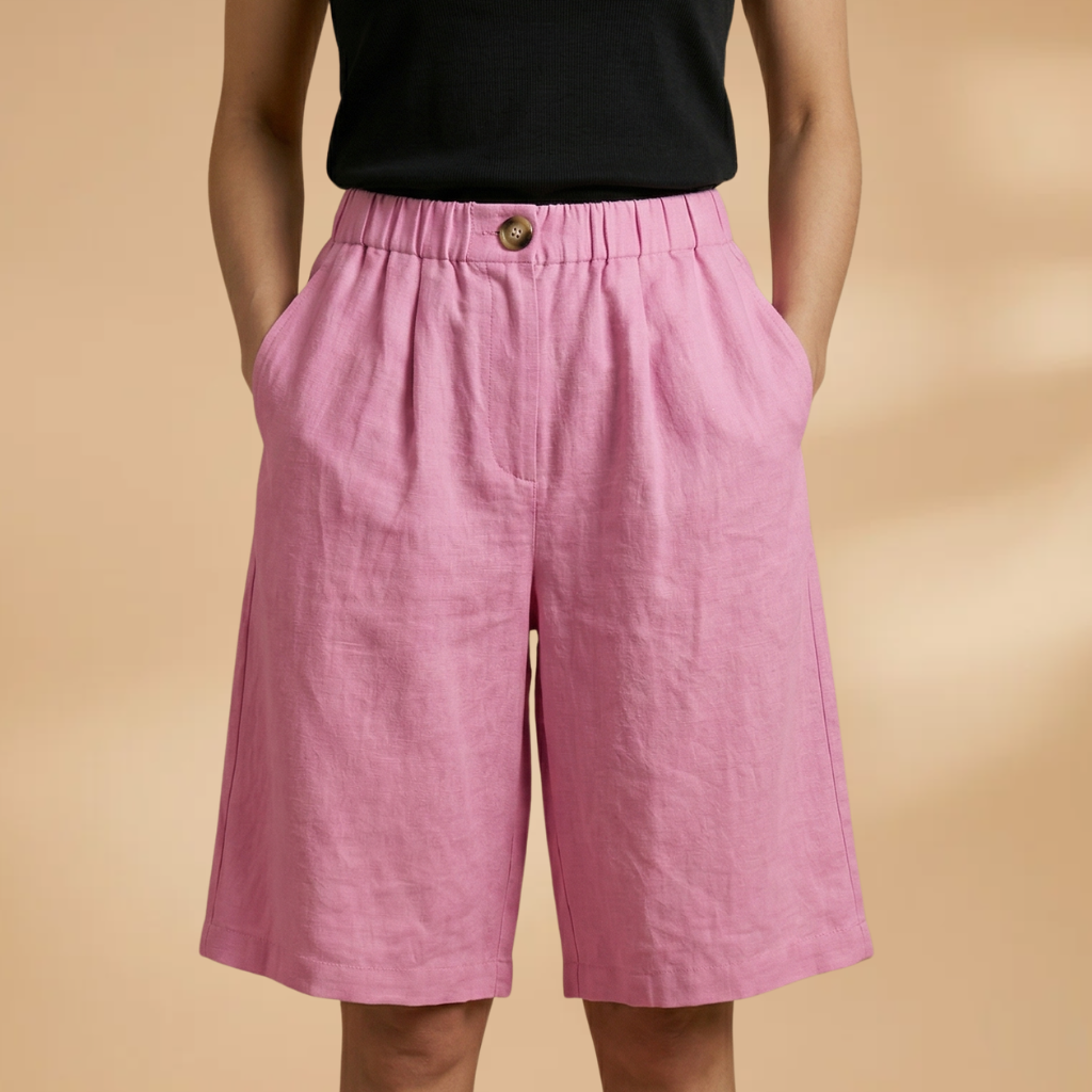 Women's Shorts with Elasticated Waistband and Tapered Legs