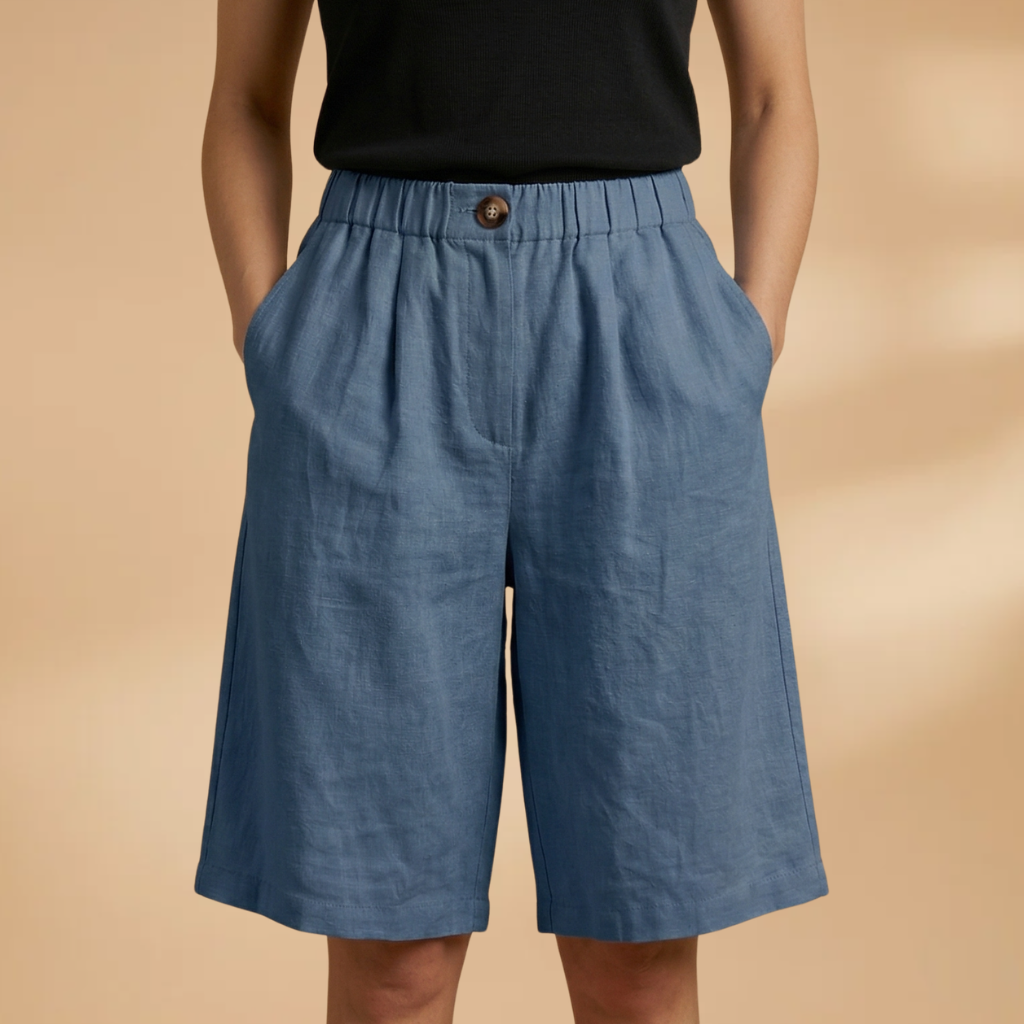 Women's Shorts with Elasticated Waistband and Tapered Legs