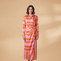 Women's dress with long sleeves and a striped surface