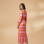 Women's dress with long sleeves and a striped surface
