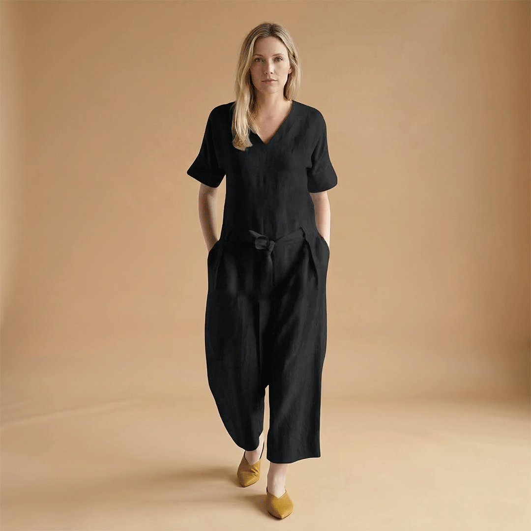 Women's short-sleeved jumpsuit with a V-neckline
