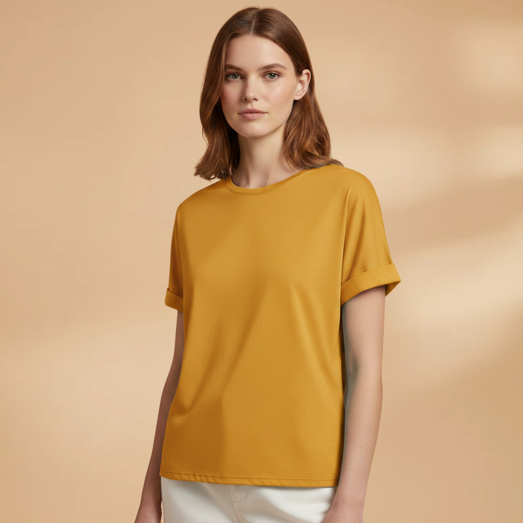 Women's Oversized T-Shirt with Round Neck and Short Sleeves
