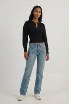 Women's Modern Slim-Fit Button Front Cropped Cardigan