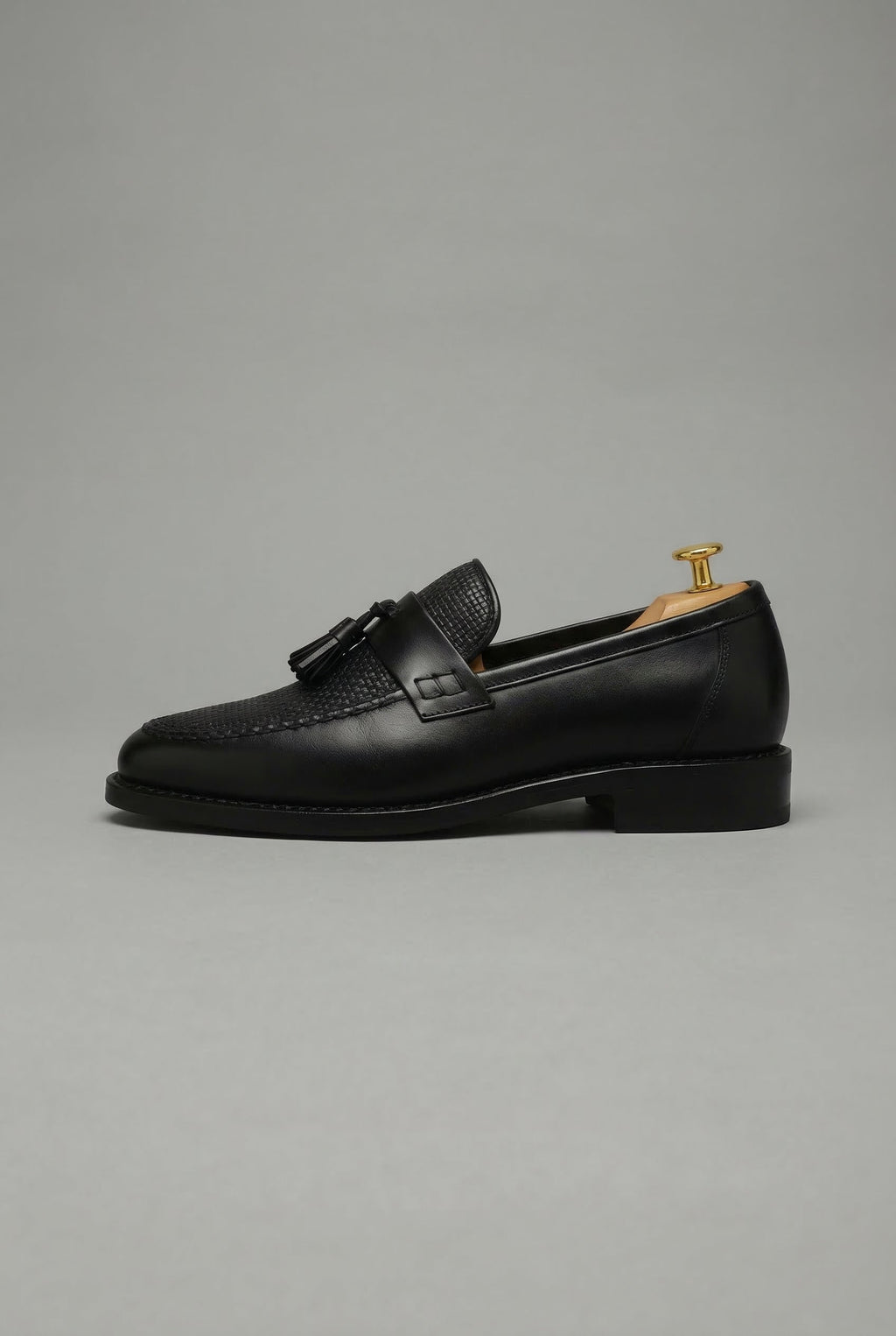Men’s Classic Woven Tassel Slip On Loafers