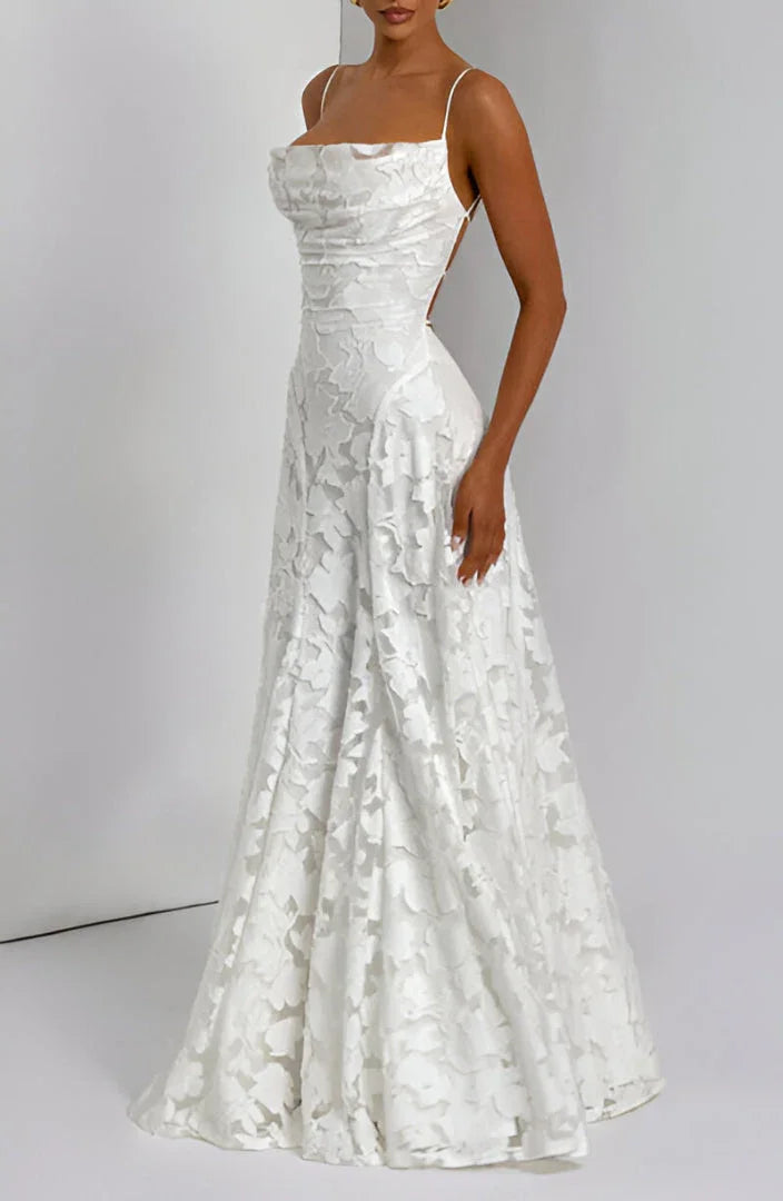 Women's Maxi dress with thin straps and floral patterns