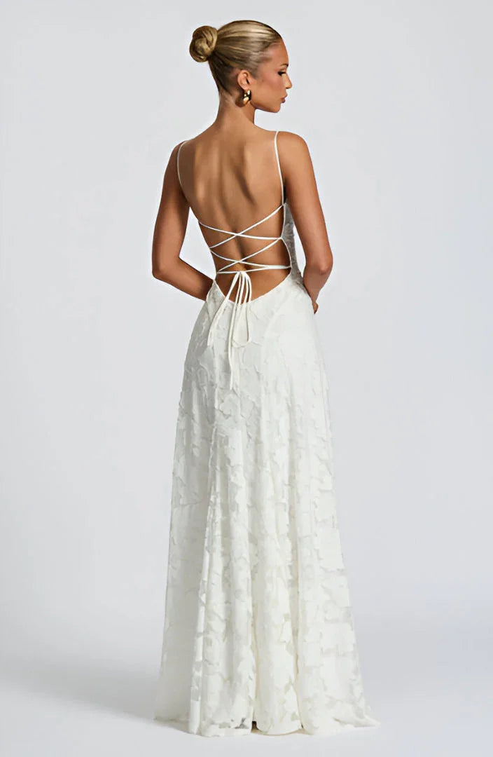 Women's Maxi dress with thin straps and floral patterns